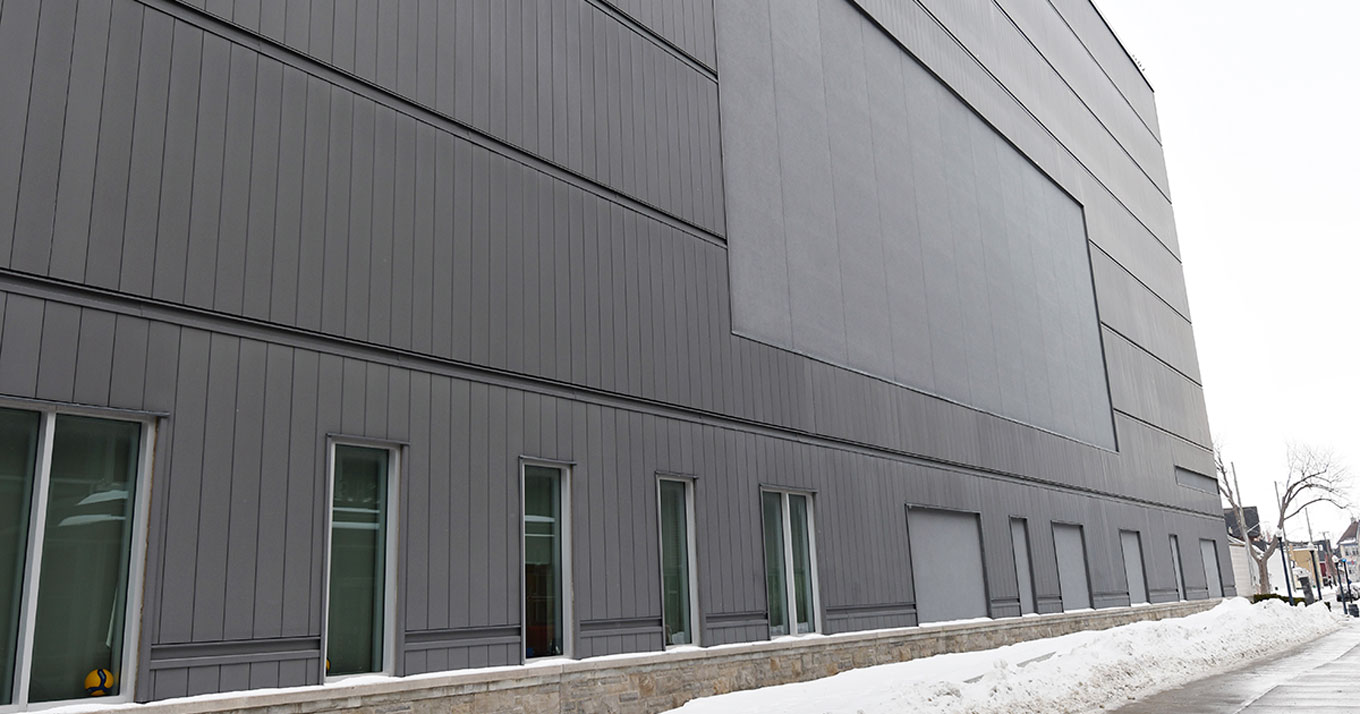 Queen’s University Athletics & Recreation Centre Triumph Roofing Project Kingston ON